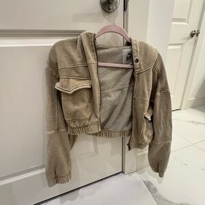 Urban Outfitters green Textured Jacket size small